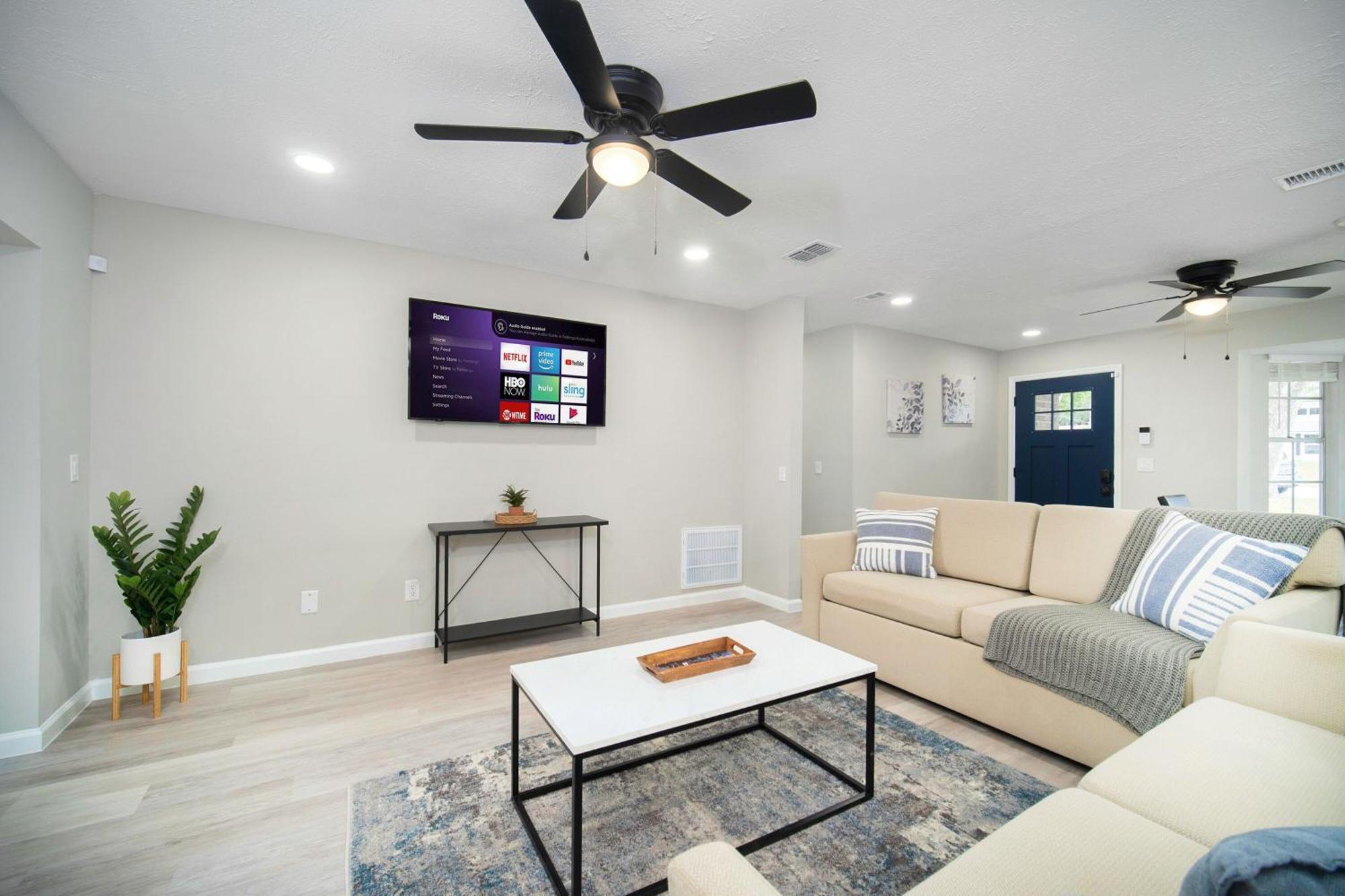 Luxe Poolside Escape In Julington Creek Βίλα Τζάκσονβιλ Εξωτερικό φωτογραφία